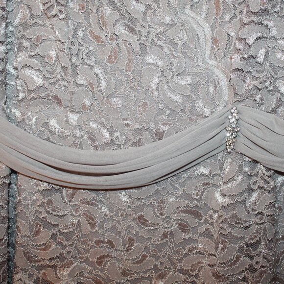 OXYX Nite Evening Gown/Mother of Bride Gown - 14 - Picture 3 of 9